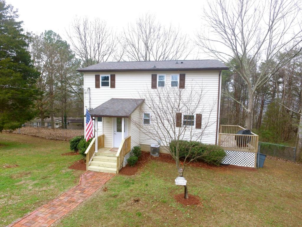 178 Moore Ln, Powell, TN 37849 photo 1