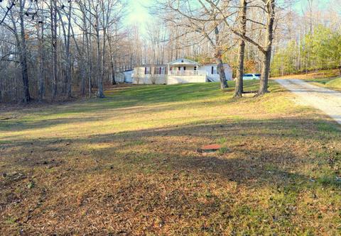 22611 Alberta St, Oneida, TN 37841 photo 1