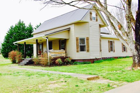 130 Maple St, Greenback, TN 37742 photo 1