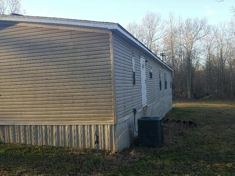 220 Andy Cooper Rd, Lancing, TN 37770 photo 2