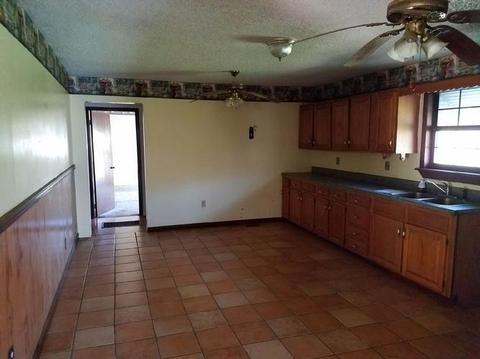 150 Rays Ln, Dayhoit, KY 40824 photo 7