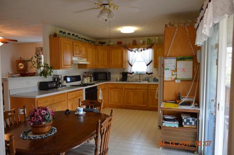 1046 Pine Rdg, Clarkrange, TN 38553 photo 9