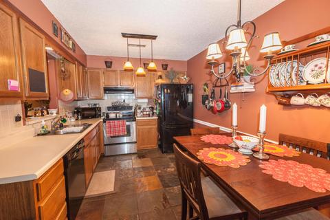 7917 Cavanaugh Way, Powell, TN 37849 photo 5