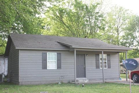 417 Baxter Ave, Covington, TN 38019 photo 2