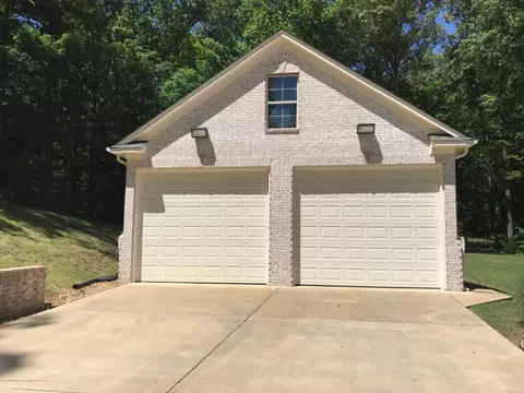 1181 E White Oaks Dr, Hernando, MS 38632 photo 3