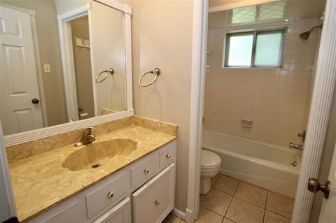 208 E Graycrest Ave, Collierville, TN 38017 photo 8