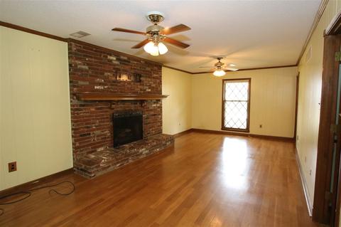 208 E Graycrest Ave, Collierville, TN 38017 photo 3