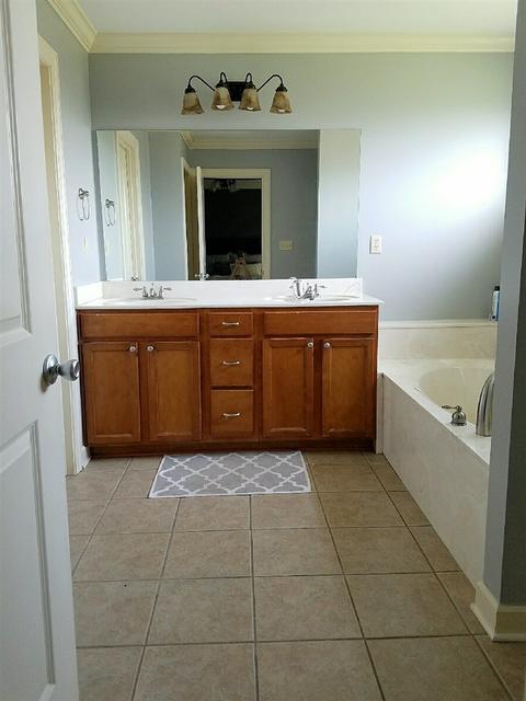 71 Stone Spring Cir, Jackson, TN 38305 photo 4