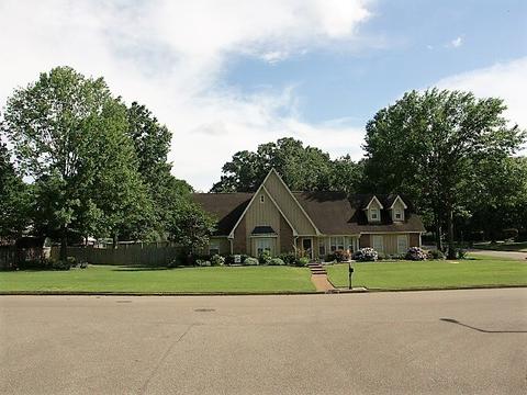 809 Gunnison Dr, Collierville, TN 38017 photo 1