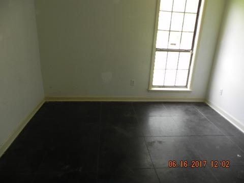 396 Junior Dr, Covington, TN 38019 photo 6