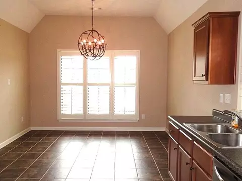 8708 Nuthatch Ln, Olive Branch, MS 38654 photo 8