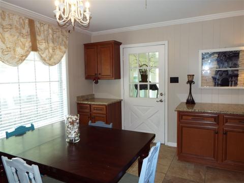83 E White Rd, Collierville, TN 38017 photo 9