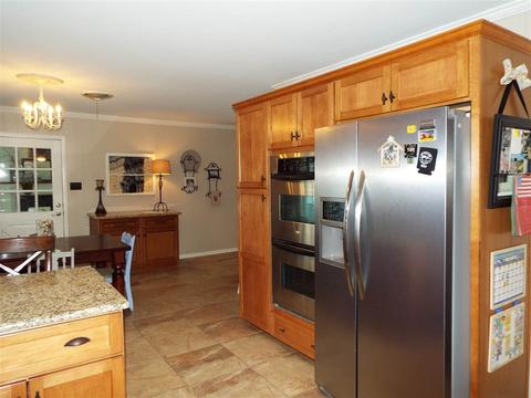 83 E White Rd, Collierville, TN 38017 photo 11