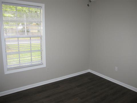 844 Barbara Lynn Dr, Collierville, TN 38017 photo 11