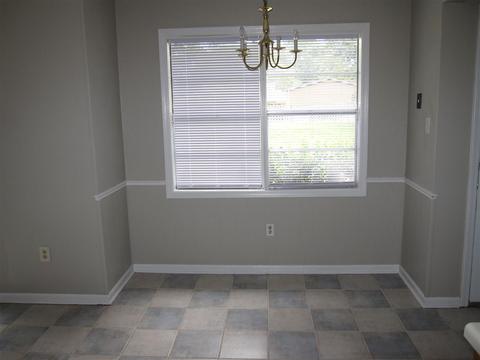 844 Barbara Lynn Dr, Collierville, TN 38017 photo 4