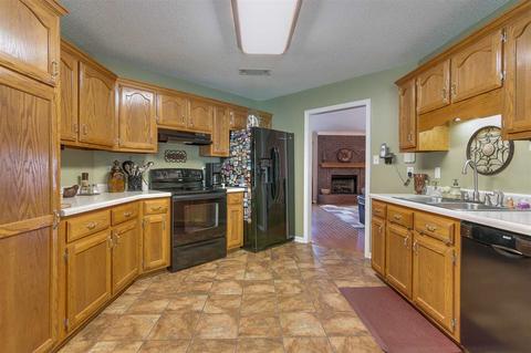 128 Susan Cir, Drummonds, TN 38023 photo 8