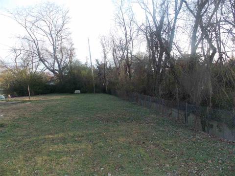 331 Dixie Rd, Memphis, TN 38109 photo 3
