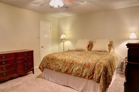 7902 Cloverbrook Ln, Germantown, TN 38138 photo 13