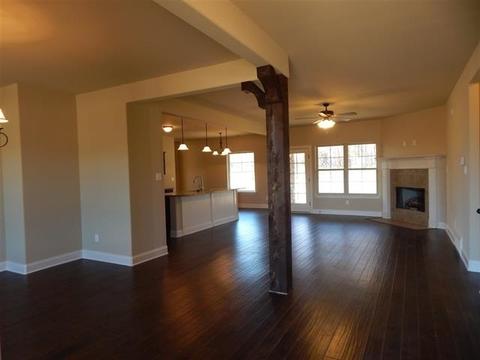 6084 Abigail Bluffs Dr, Bartlett, TN 38135 photo 2
