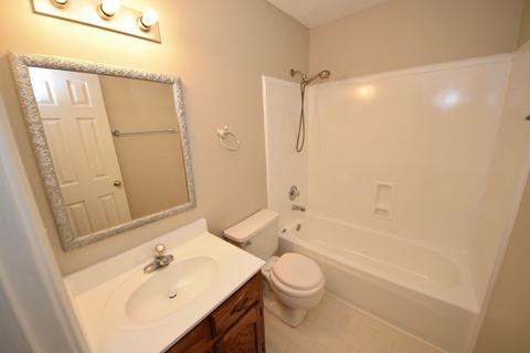 2640 Bay Pointe Cir E, Memphis, TN 38128 photo 14