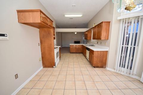 2640 Bay Pointe Cir E, Memphis, TN 38128 photo 10