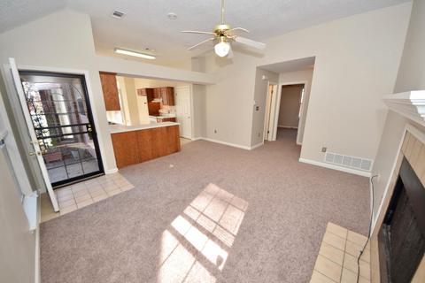 2640 Bay Pointe Cir E, Memphis, TN 38128 photo 2