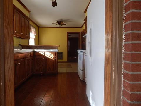 85 Hooker St, Savannah, TN 38372 photo 4