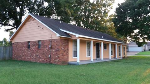 947 E Holmes Rd, Memphis, TN 38116 photo 1