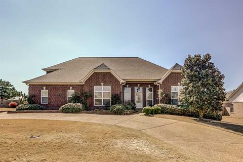 12853 Myrtle Bend Loop, Olive Branch, MS 38654 photo 1