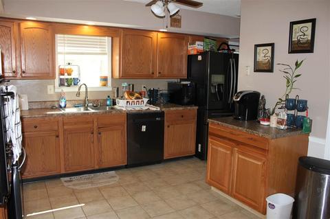 2960 Charles Bryan Rd, Bartlett, TN 38134 photo 3