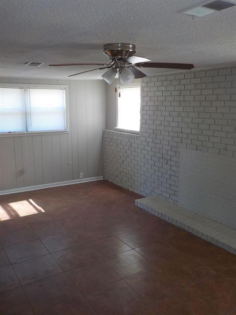 934 E Holmes Rd, Memphis, TN 38116 photo 4