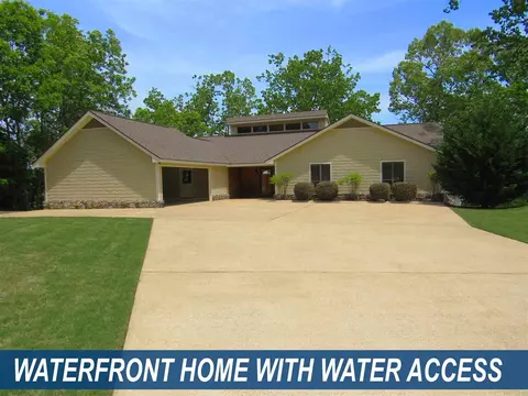 200 River Trace Dr, Iuka, MS 38852 photo 1