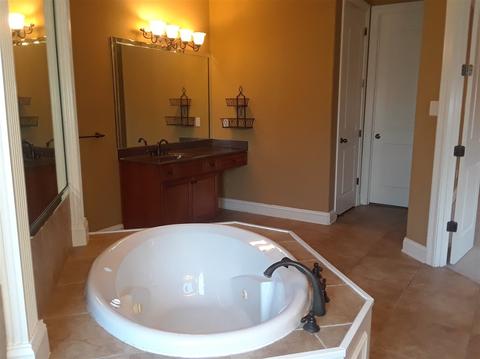 1010 E Old Hearthstone Dr, Collierville, TN 38017 photo 20