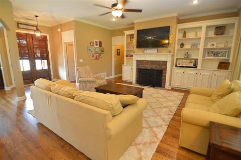 5875 Windsor Falls Loop, Arlington, TN 38002 photo 2