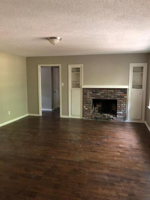 1622 E Raines Rd, Memphis, TN 38116 photo 6