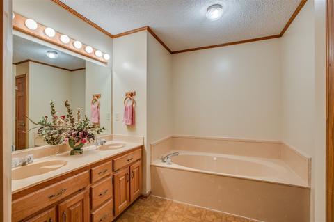 99 Holly Brooke Cv, Covington, TN 38019 photo 17