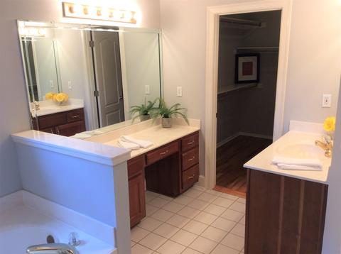 650 Warwick Oaks Ln E, Collierville, TN 38017 photo 11