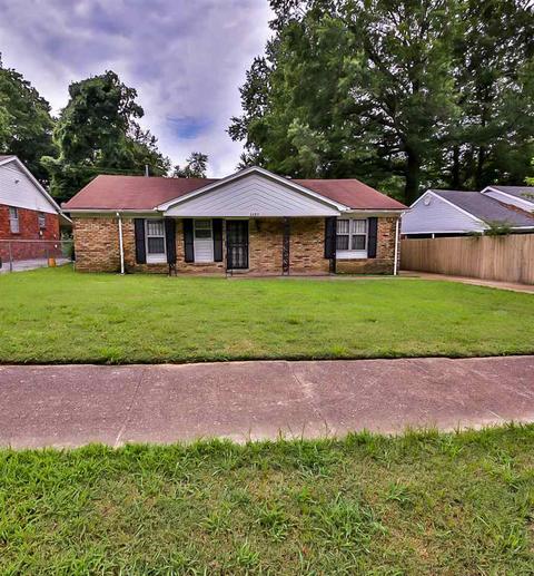 2289 Celeste Dr, Memphis, TN 38127 photo 2