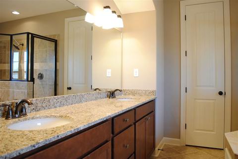 8764 Brunswick Forest Dr, Bartlett, TN 38133 photo 11