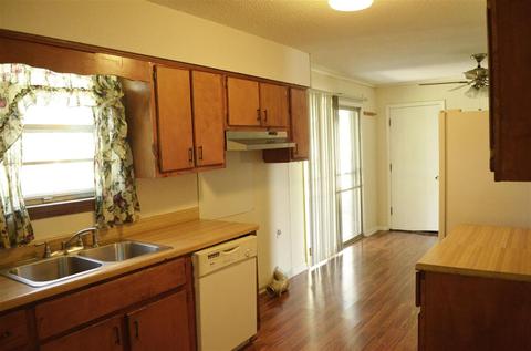 58 Alpine Cv, Jackson, TN 38301 photo 2
