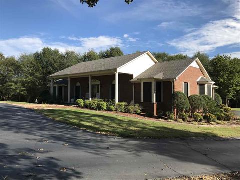 309 Skyline Dr, Selmer, TN 38375 photo 6