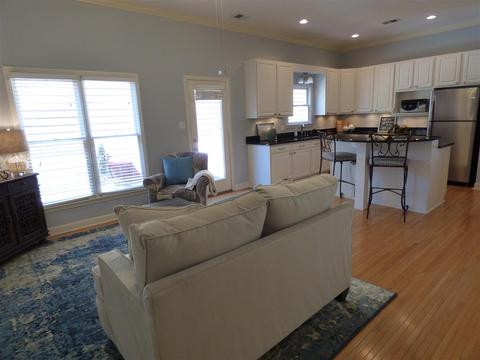 990 River Currents Dr, Memphis, TN 38103 photo 8