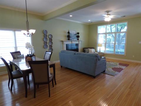 990 River Currents Dr, Memphis, TN 38103 photo 4