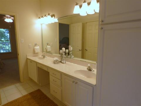 990 River Currents Dr, Memphis, TN 38103 photo 16