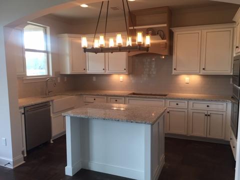 595 Cedar Shadows Cir E, Collierville, TN 38017 photo 2