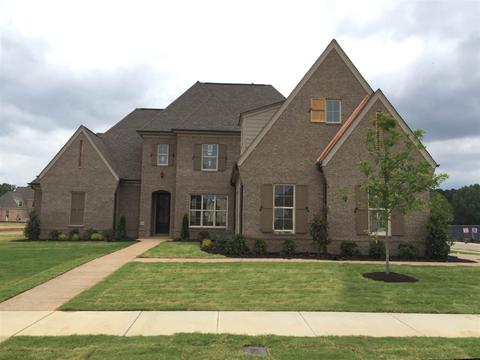 595 Cedar Shadows Cir E, Collierville, TN 38017 photo 1