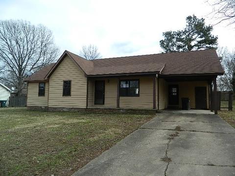 1518 Pinecrest St, Covington, TN 38019 photo 1