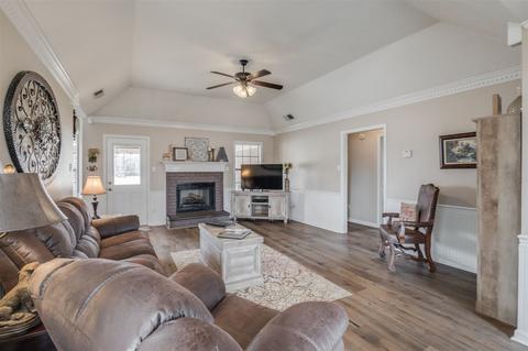 175 Heather Ln, Drummonds, TN 38023 photo 3