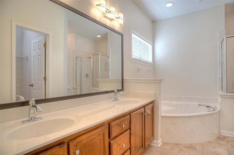 4652 E Ashglen Cir, Collierville, TN 38017 photo 11