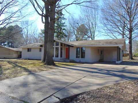 1327 Walters St, Covington, TN 38019 photo 2